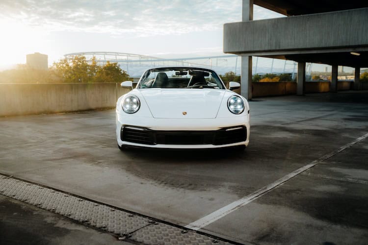 Frontansicht Porsche 911 Carrera S Cabrio in Zürich