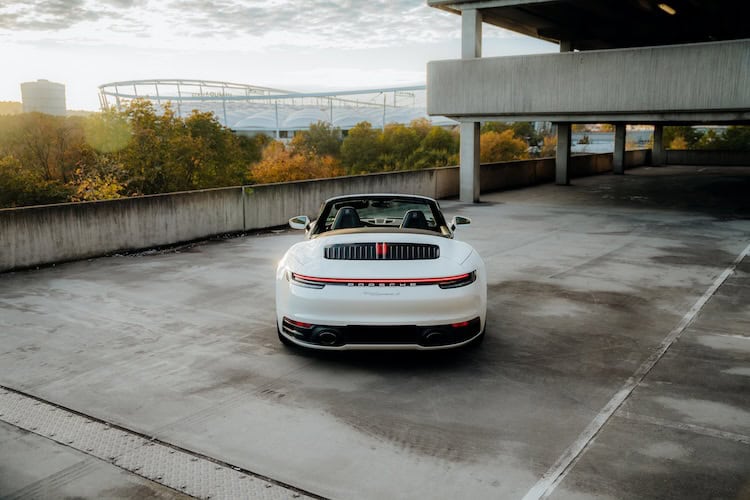 Heckansicht Porsche 911 Carrera S Cabrio in Zürich