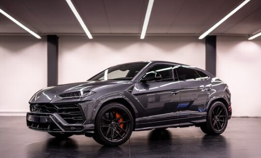 Lamborghini Urus mieten in Zürich