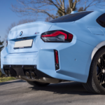 Seitenansicht Heck BMW M2 Coupé am Bodensee