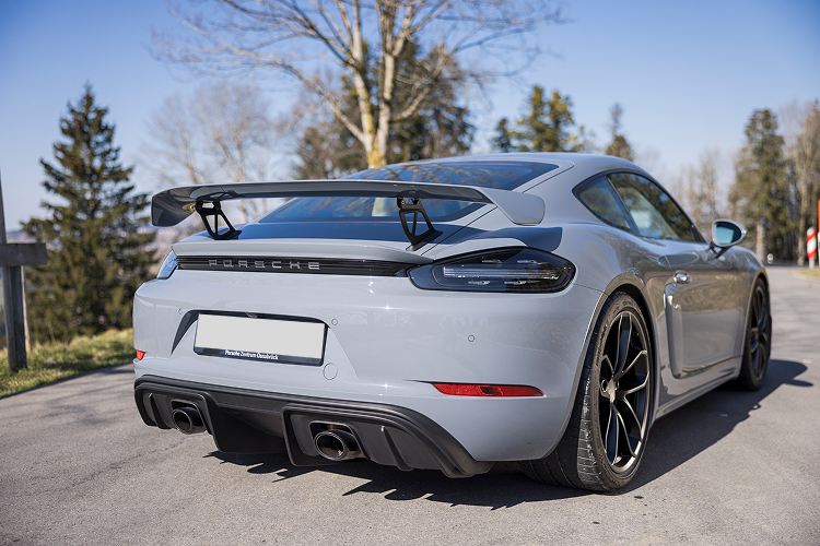 Heck Porsche Cayman GT4 am Bodensee
