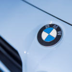 Logo BMW M2 Coupé am Bodensee